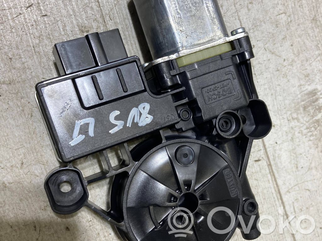 Audi A3 S3 8V Galinis varikliukas langų pakėlėjo 