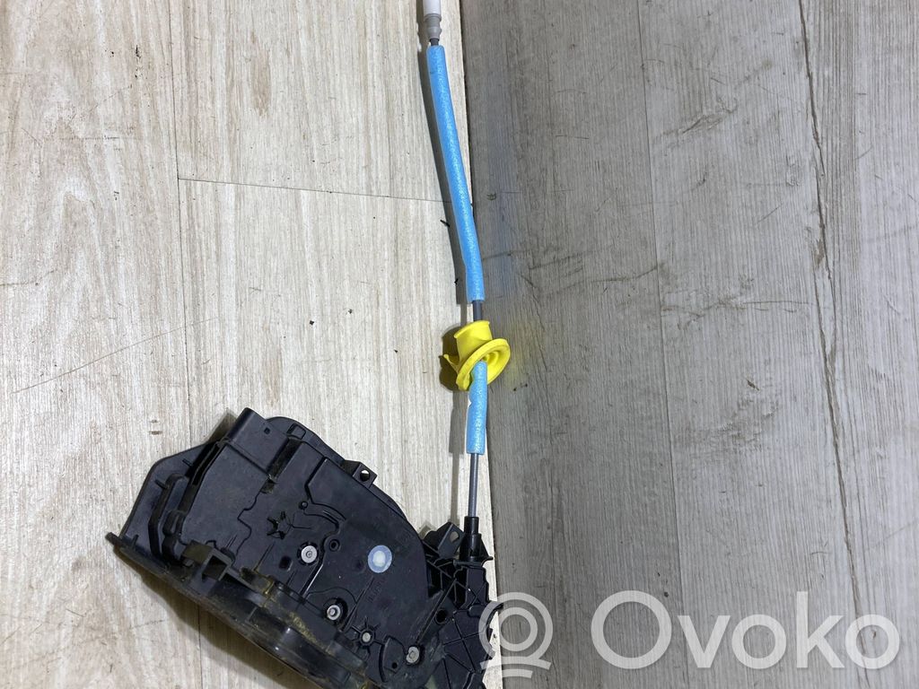 BMW 3 G20 G21 Front door lock 