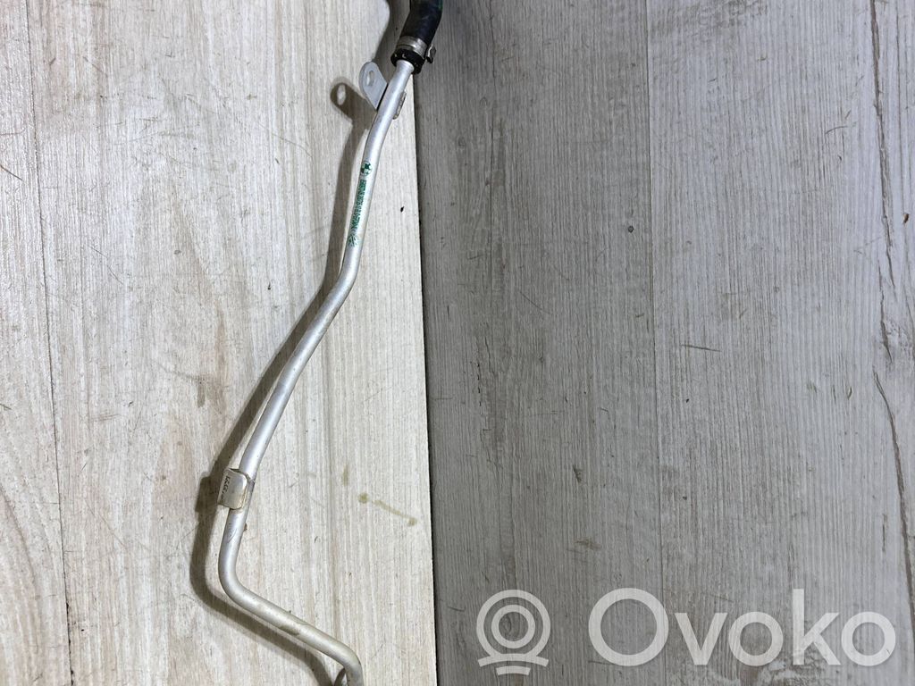 BMW 3 G20 G21 Tubo flessibile del liquido di raffreddamento del motore 