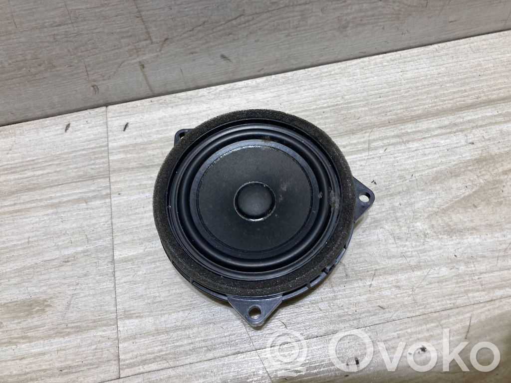 BMW 1 F70 Altavoz de la puerta trasera 