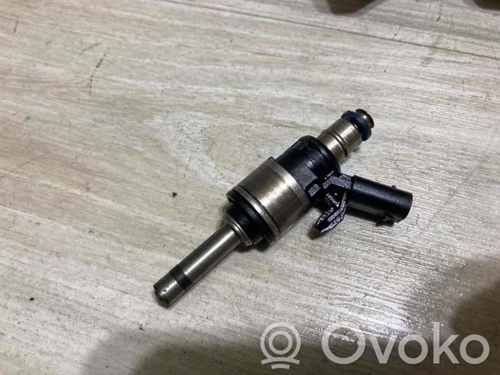 Audi Q3 F3 Inyector de combustible 