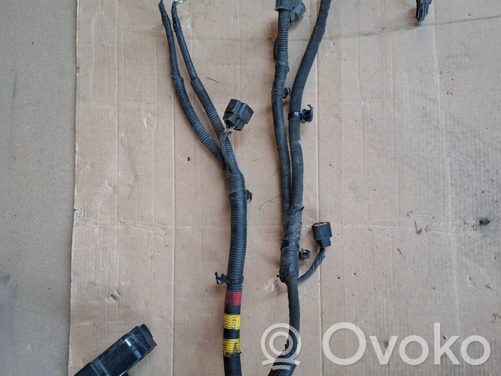 KIA Stonic Cable positivo (batería) 