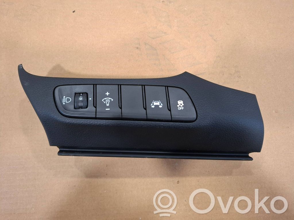 Hyundai i30 Headlight level height control switch 