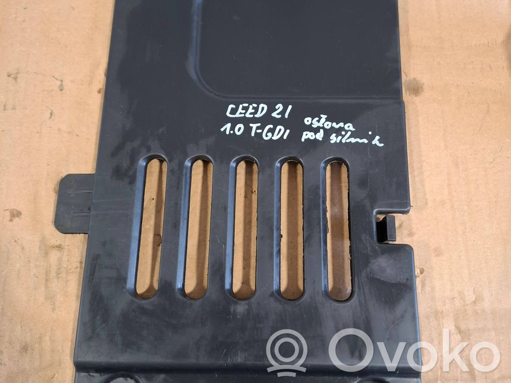 KIA Ceed Placa protectora/protector antisalpicaduras motor 