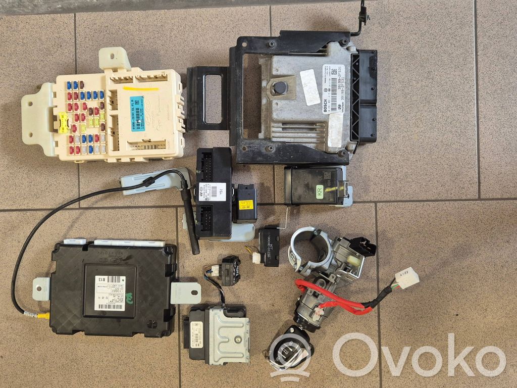 Hyundai ix35 Engine ECU kit and lock set 
