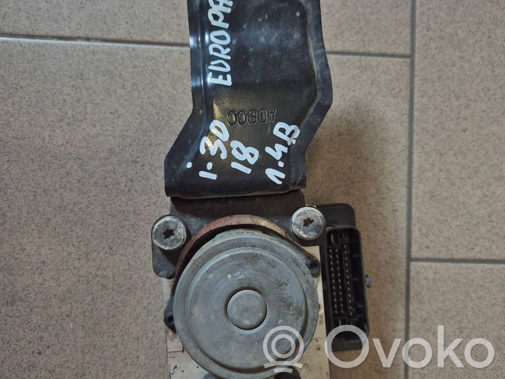 Bomba de ABS   58900G4AA0