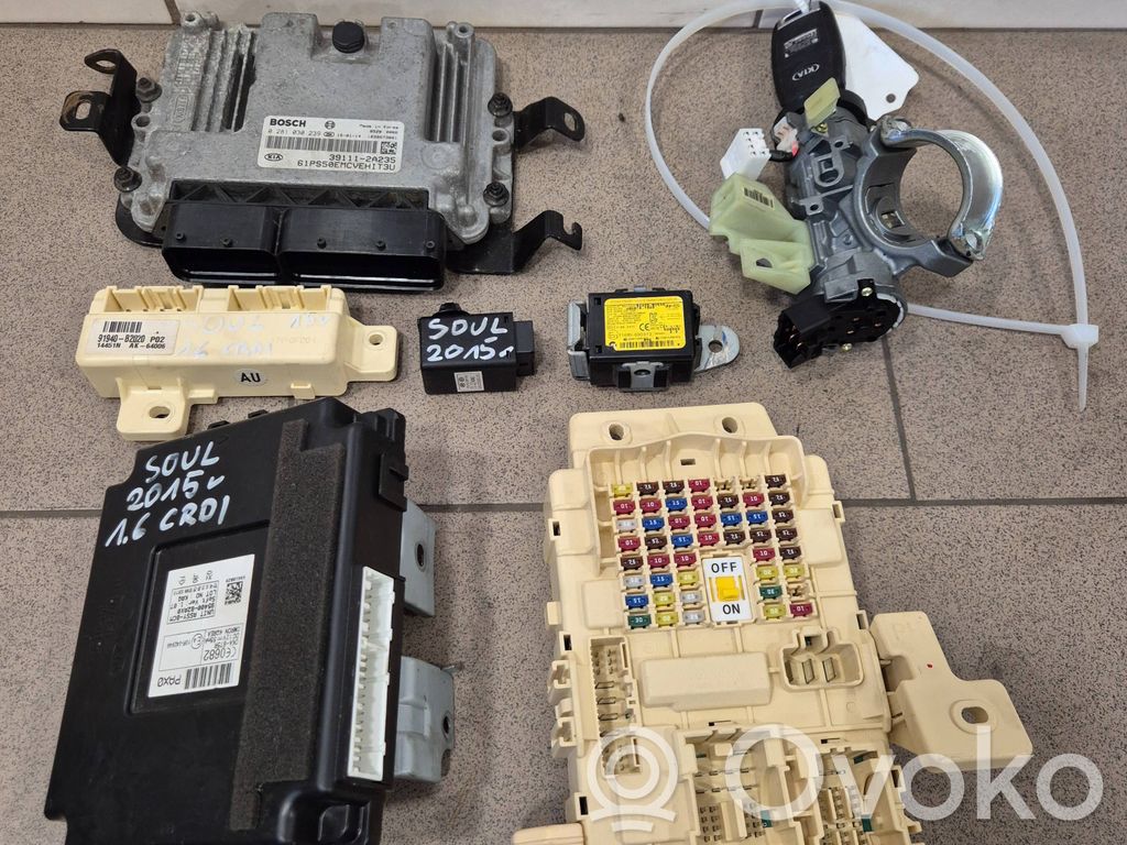 KIA Soul Engine ECU kit and lock set 