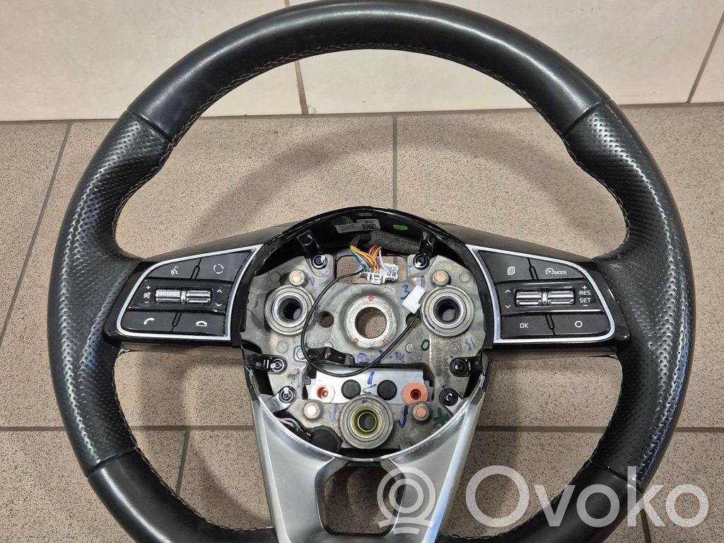 Steering wheel   56100J7BA0