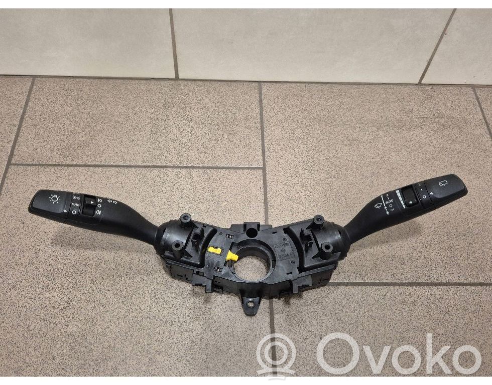 KIA Ceed Wiper turn signal indicator stalk/switch 