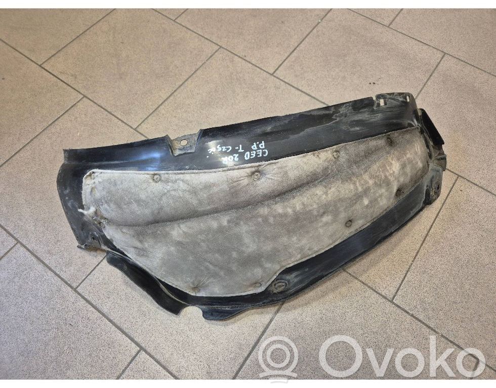 Front wheel arch liner splash guards