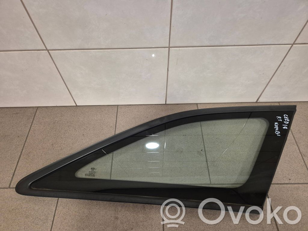 KIA Ceed Vidrio lateral trasero 