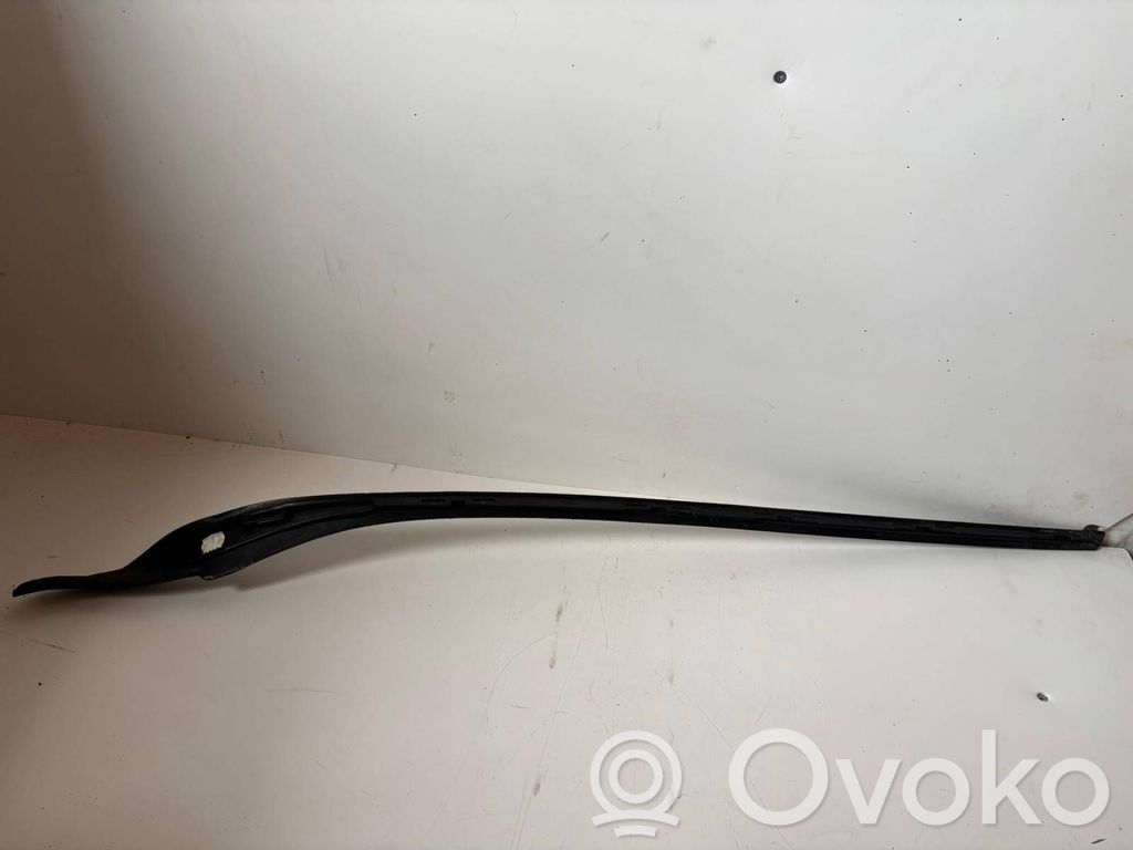 Volvo S60 Windshield trim 