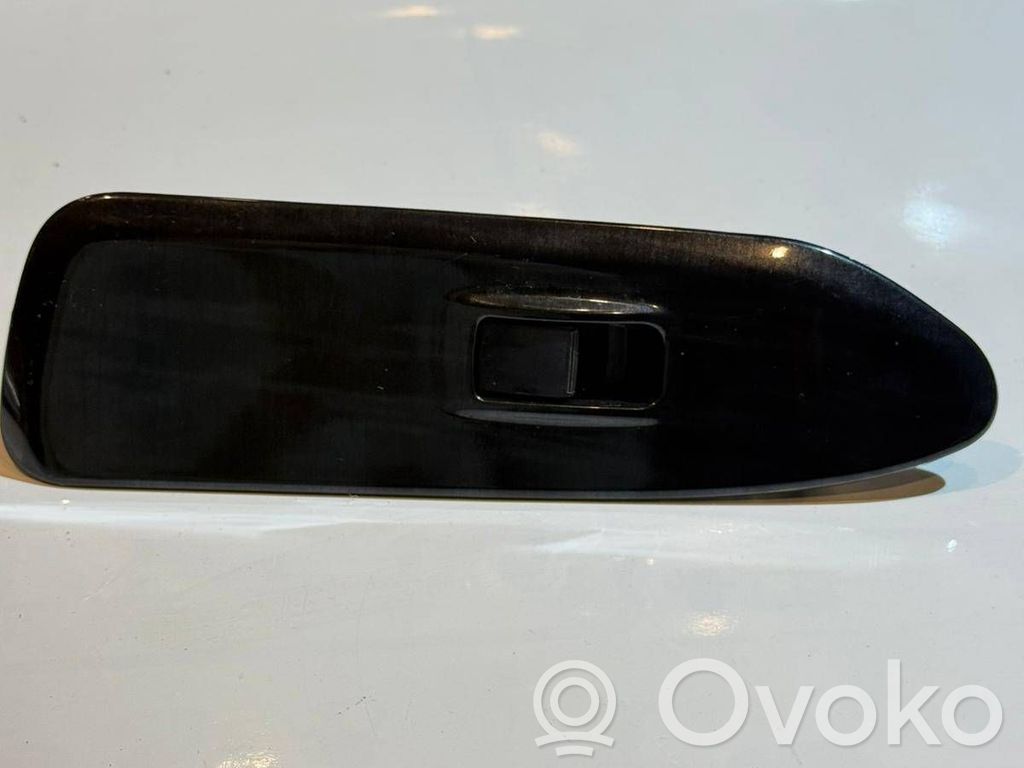 Mitsubishi Lancer Electric window control switch 