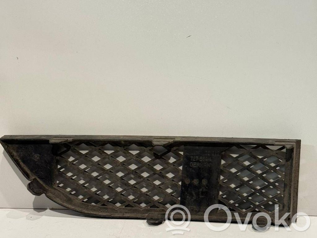 BMW 7 E65 E66 Front bumper lower grill 