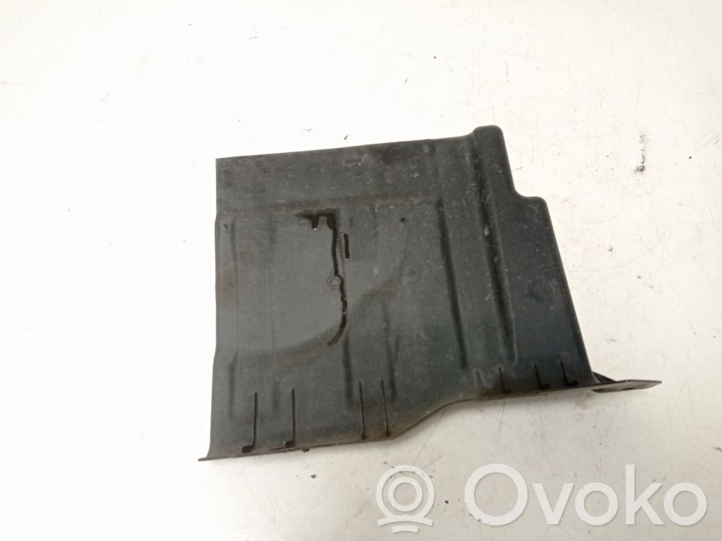 Hyundai i30 Placa protectora/protector antisalpicaduras motor 