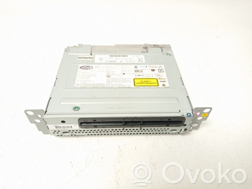 Panel / Radioodtwarzacz CD/DVD/GPS   9399427,65129399427