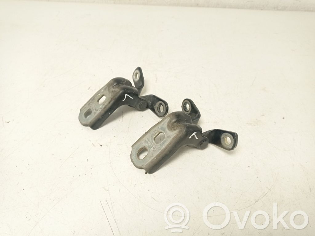 Front door upper hinge