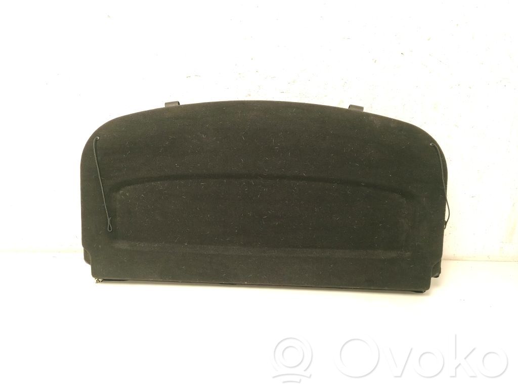 Opel Astra K Hattuhylly 