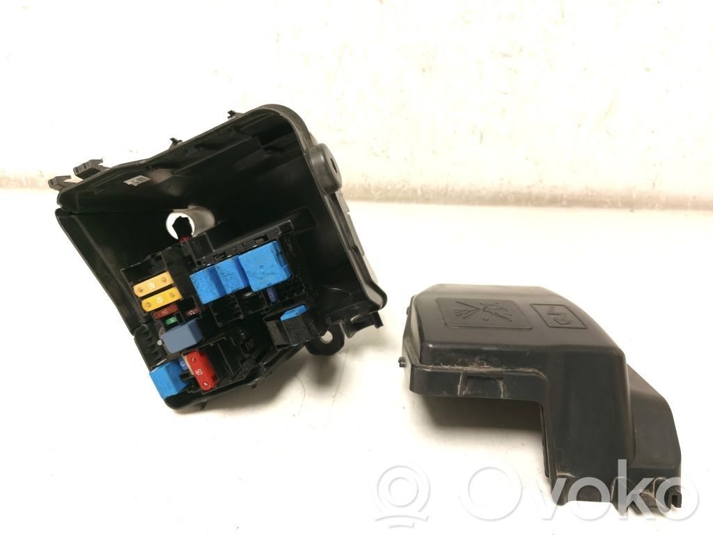 Dacia Duster II Fuse module 