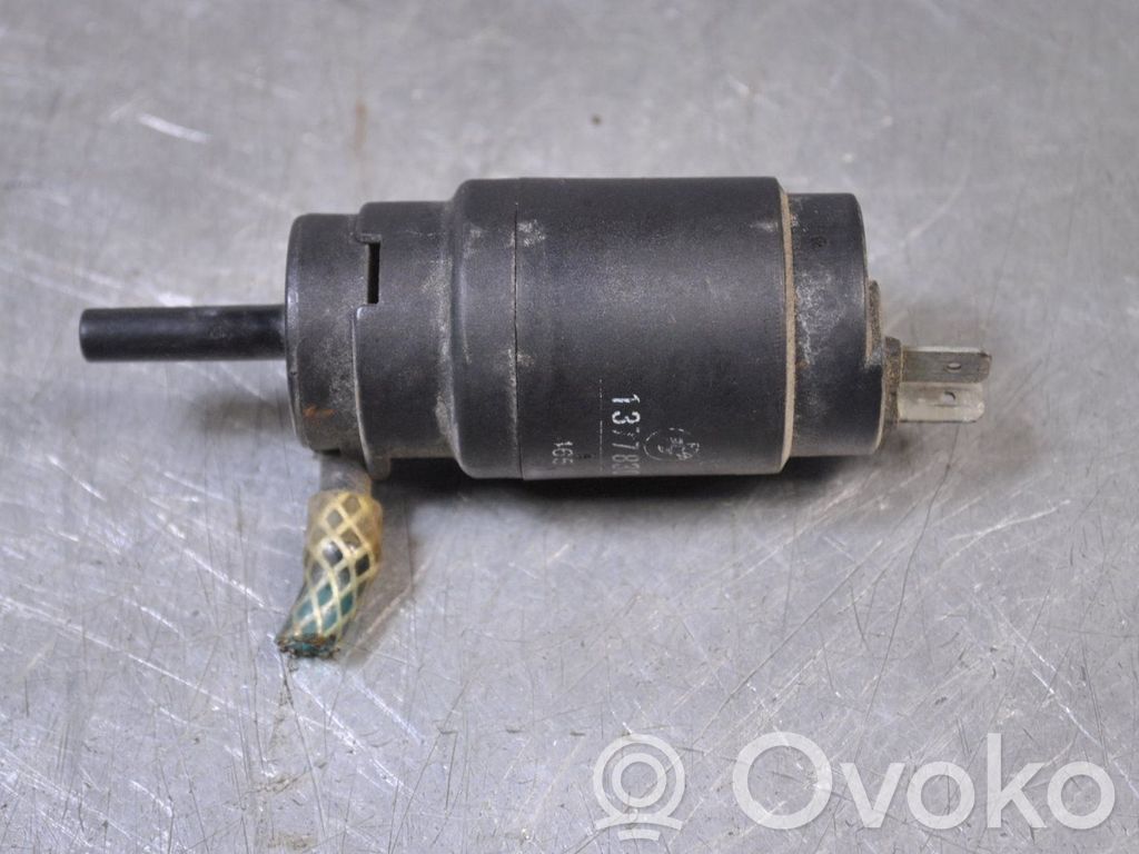 Windscreen/windshield washer pump   1377830