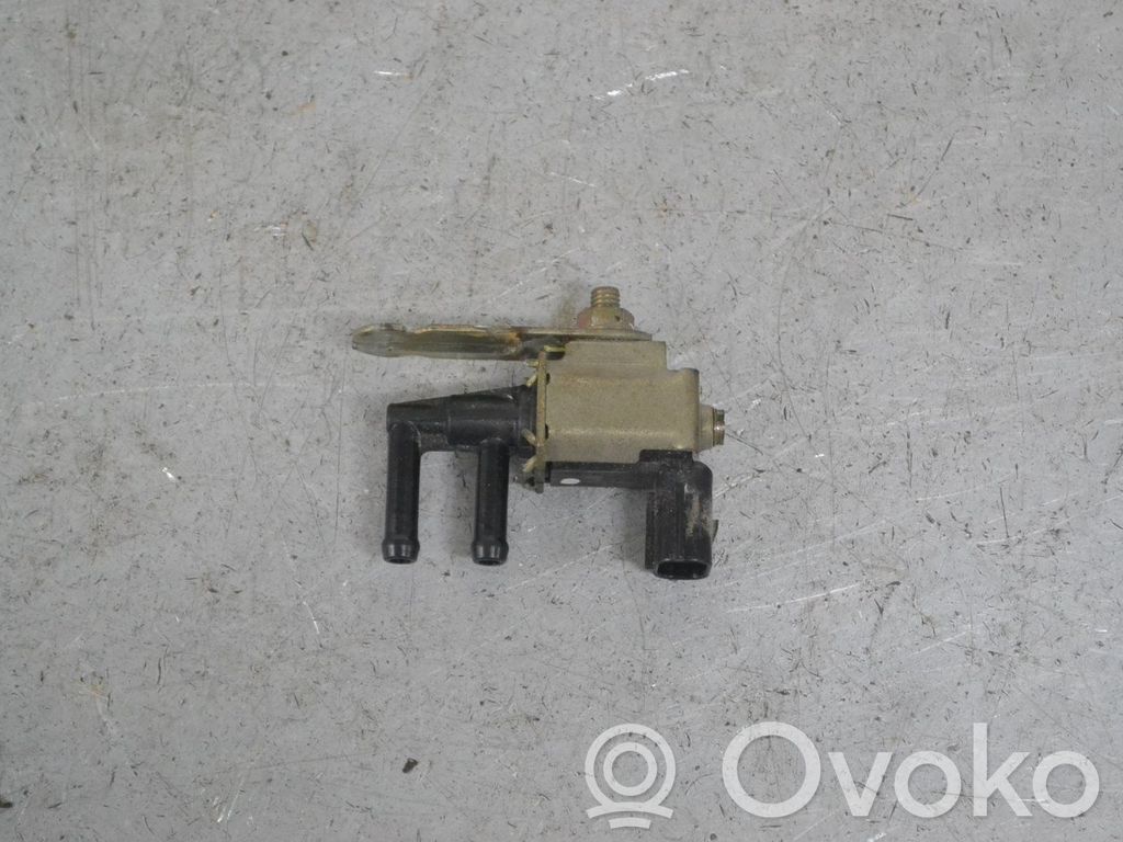 Vacuum valve   K5T48279