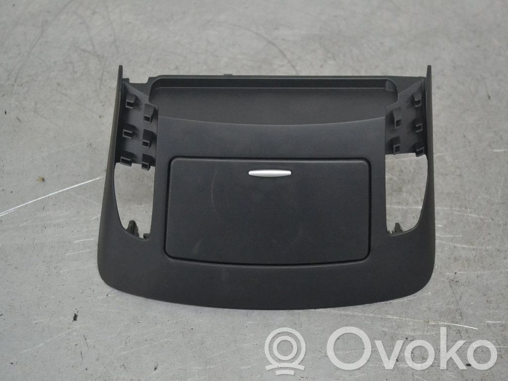 KIA Ceed Daiktadėžė 