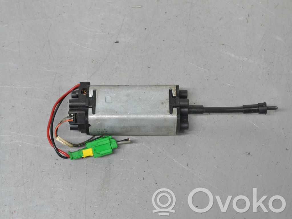 Motor de ajuste del asiento   9425438C