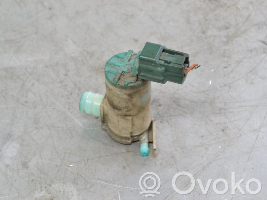 Nissan 350Z Windscreen/windshield washer pump 