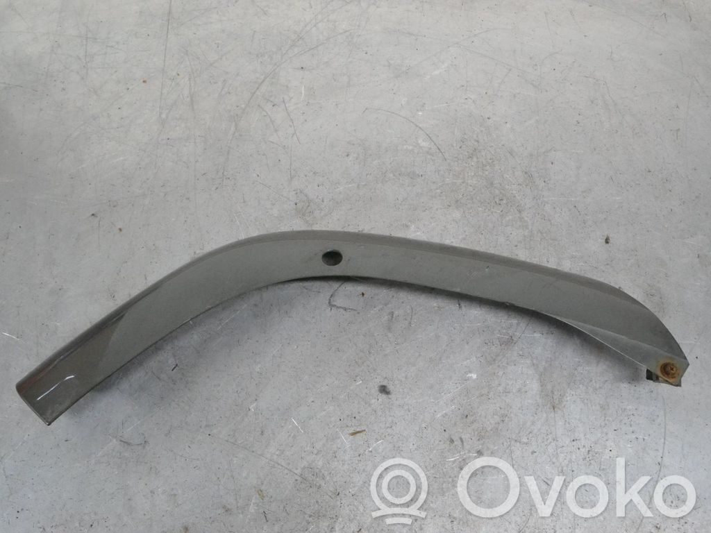 Front arch trim   768510F010