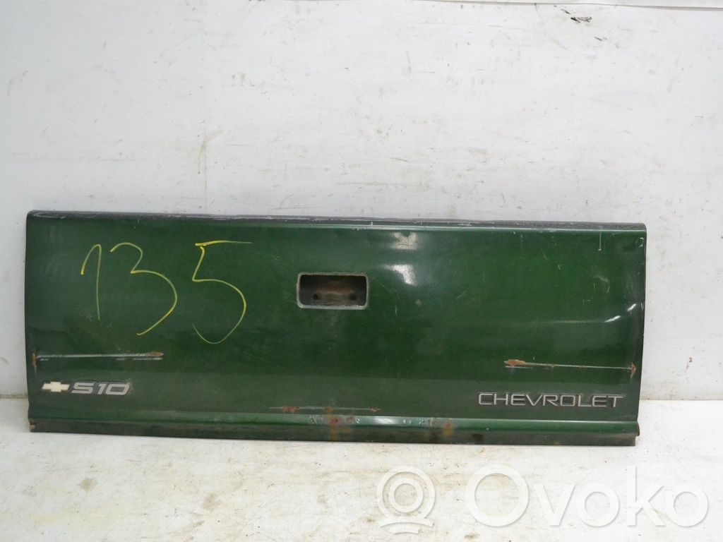 Chevrolet Blazer S10 Pickup box rear panel tailgate 