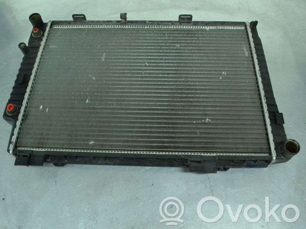 Mercedes-Benz CLK A208 C208 Radiator lichid răcire 