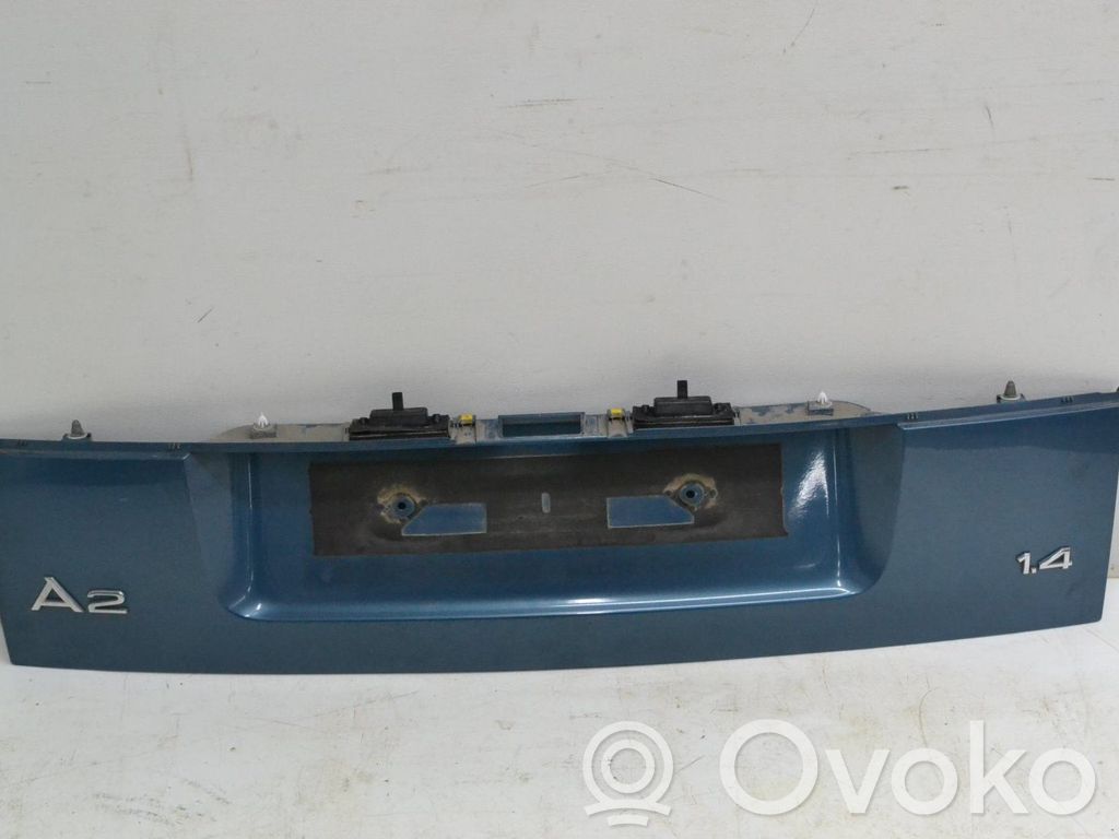 Apdaila galinio dangčio   8Z0853465A