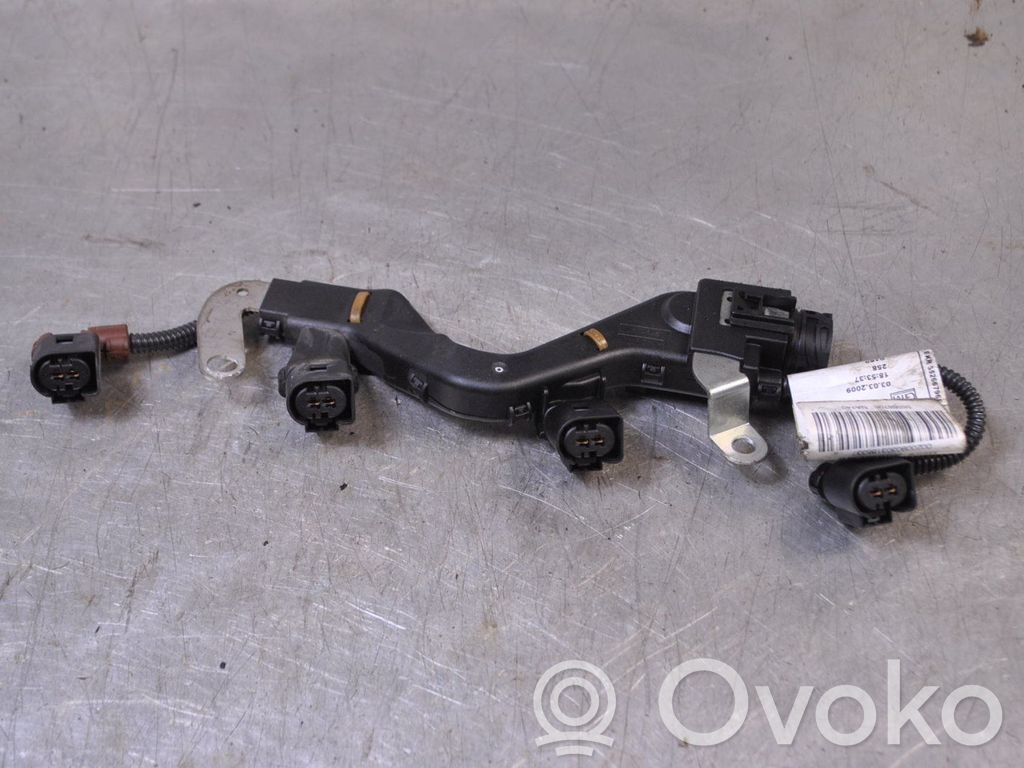 Fuel injector   55568706