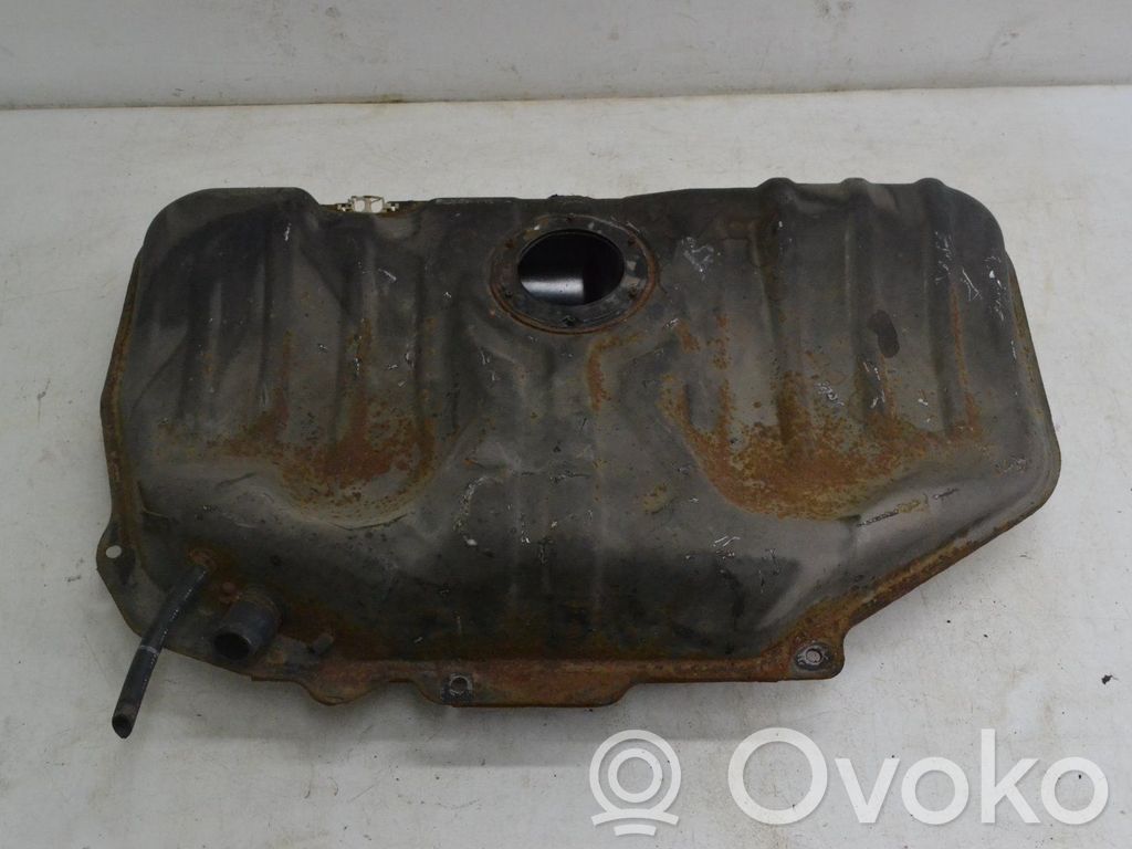 Nissan Almera Degvielas tvertne 