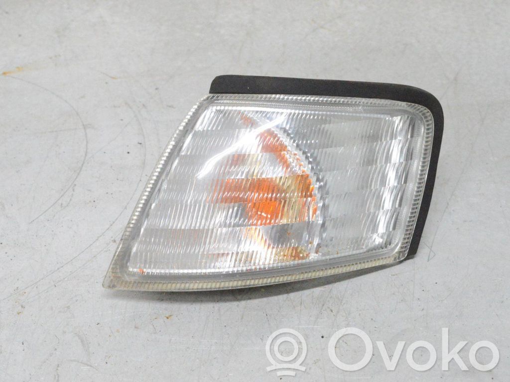 Nissan Primera Front indicator light 