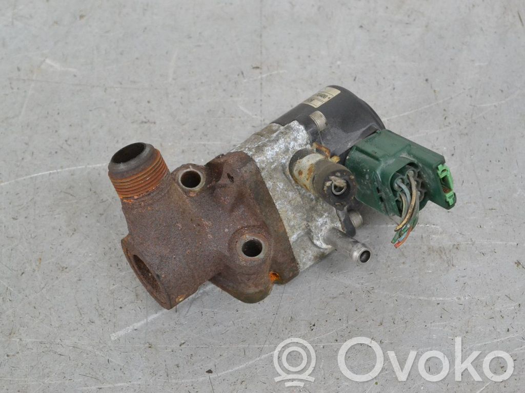 Nissan Primera EGR-venttiili 