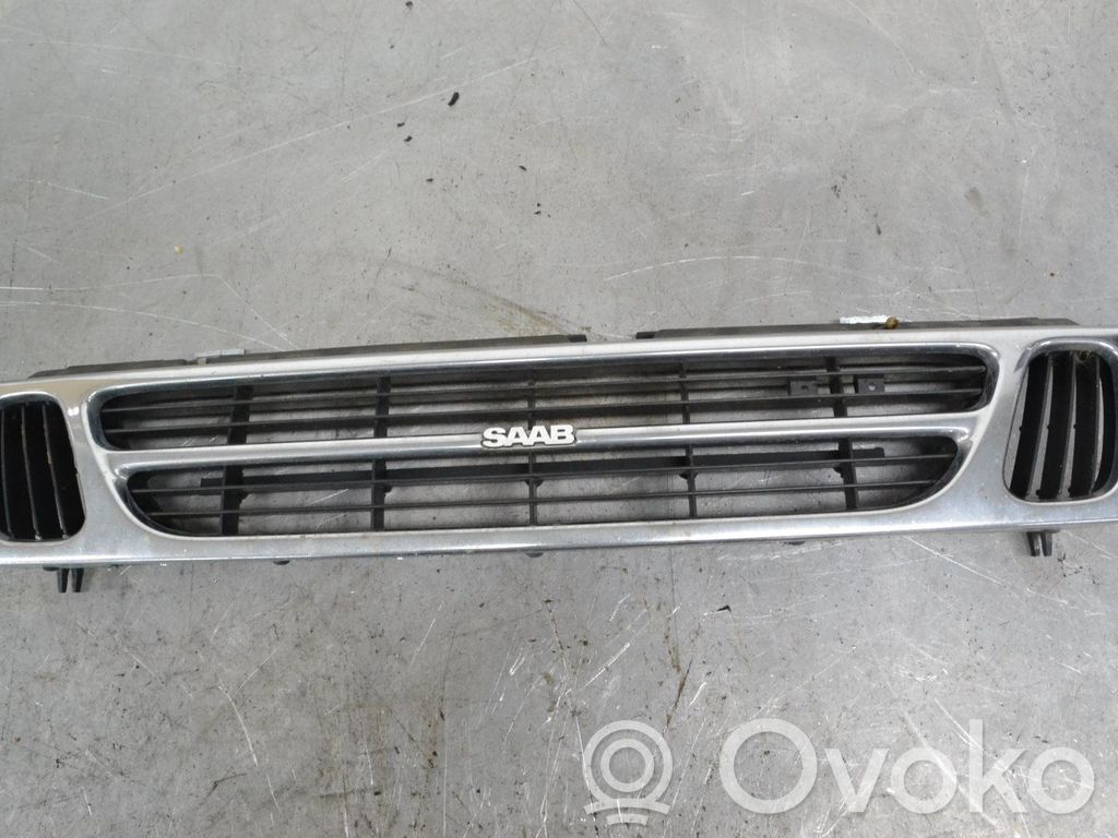 Front bumper lower grill   4446902