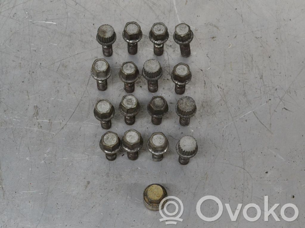 Tuercas/tornillos