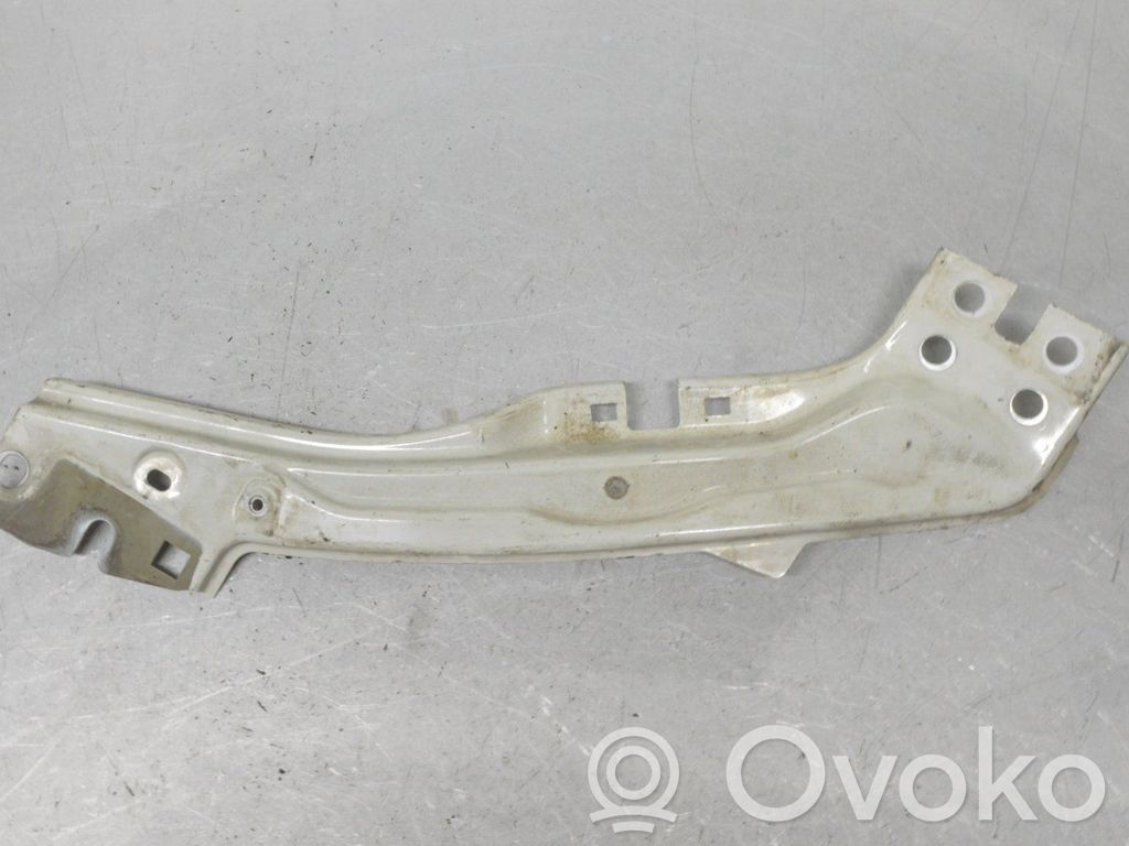 Top upper radiator support slam panel