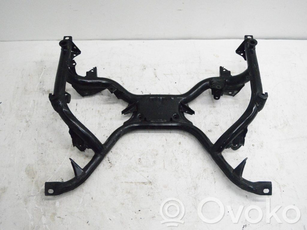 BMW 5 E39 Priekinis traversas 