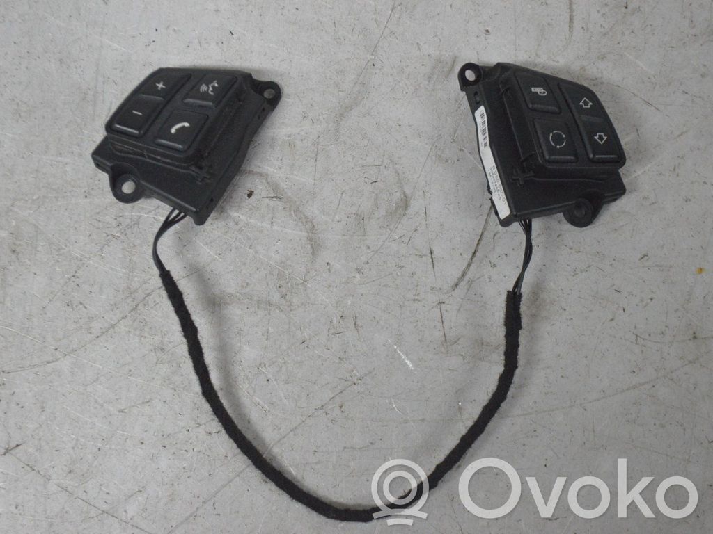 Boutons / interrupteurs volant   695655001