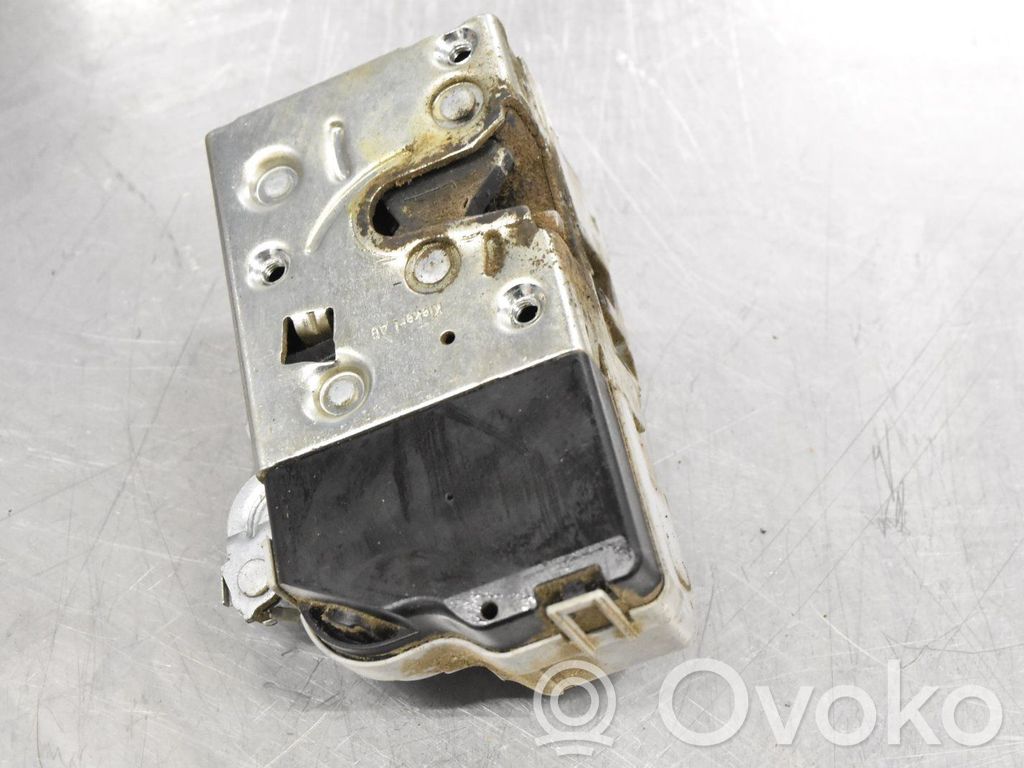 Front door lock