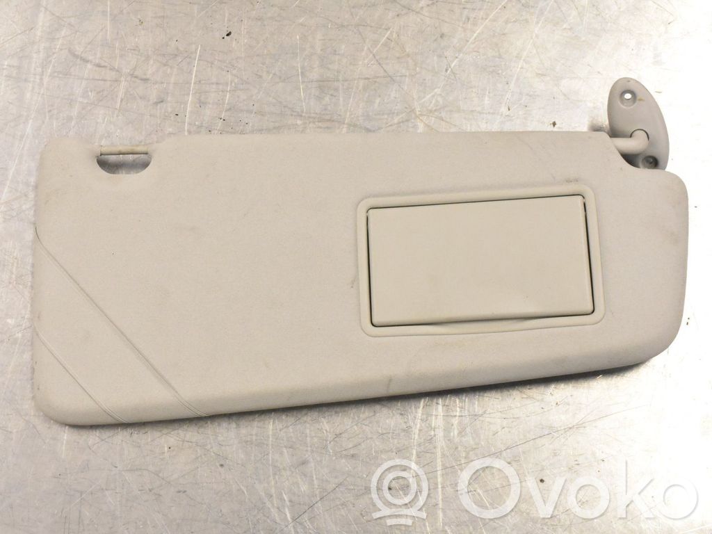 Sun visor