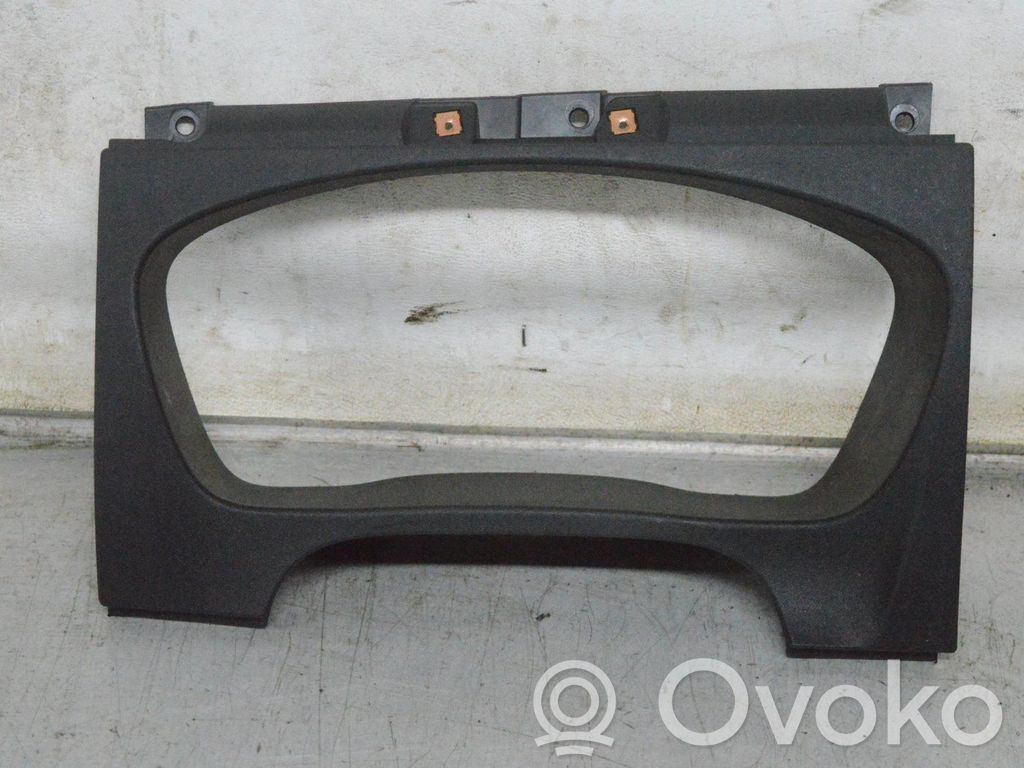 Ford Transit Kojelaudan kehys 