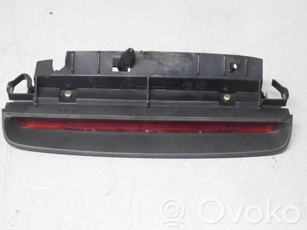 Third/center stoplight   6350G0