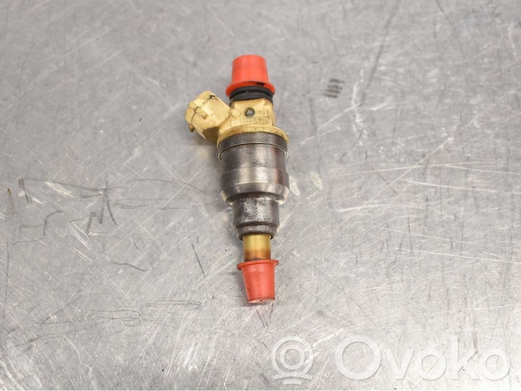 Inyector de combustible   1571058B00,1571058B00