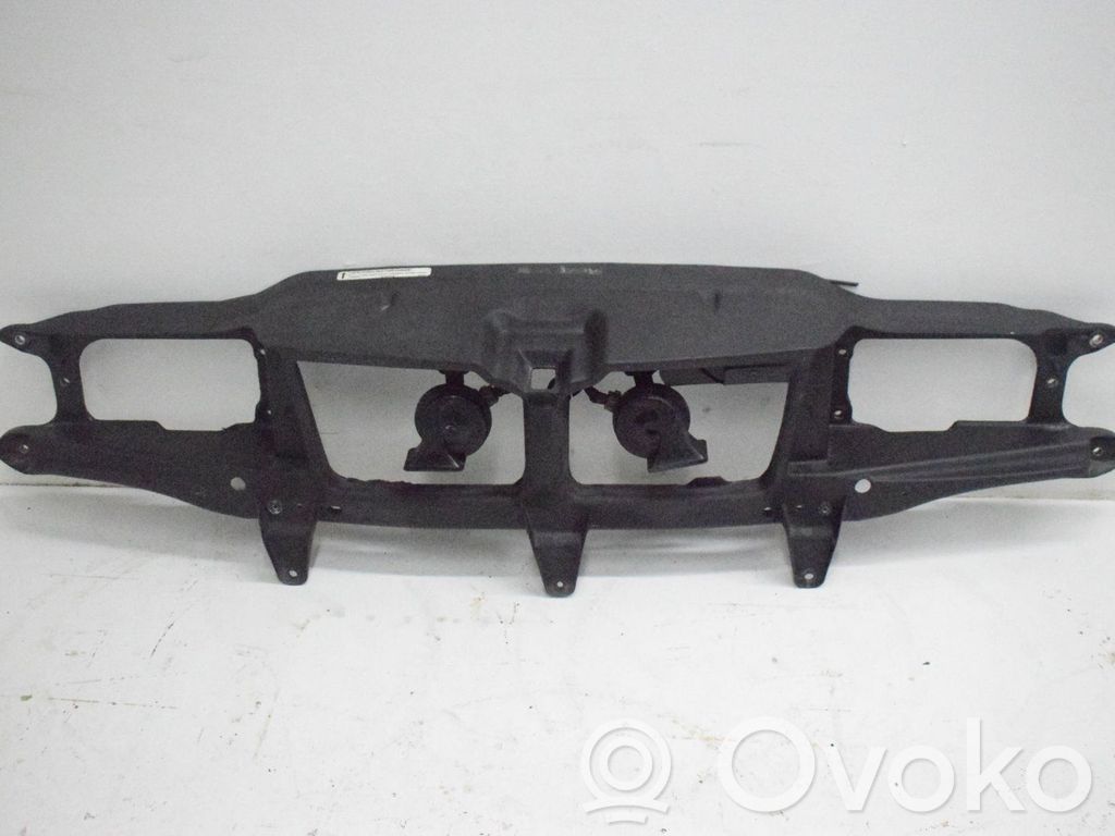 Volvo S70  V70  V70 XC Radiatorių panelė 
