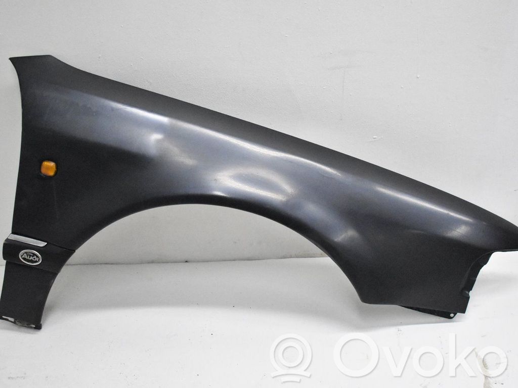 Audi A8 S8 D2 4D Fender 