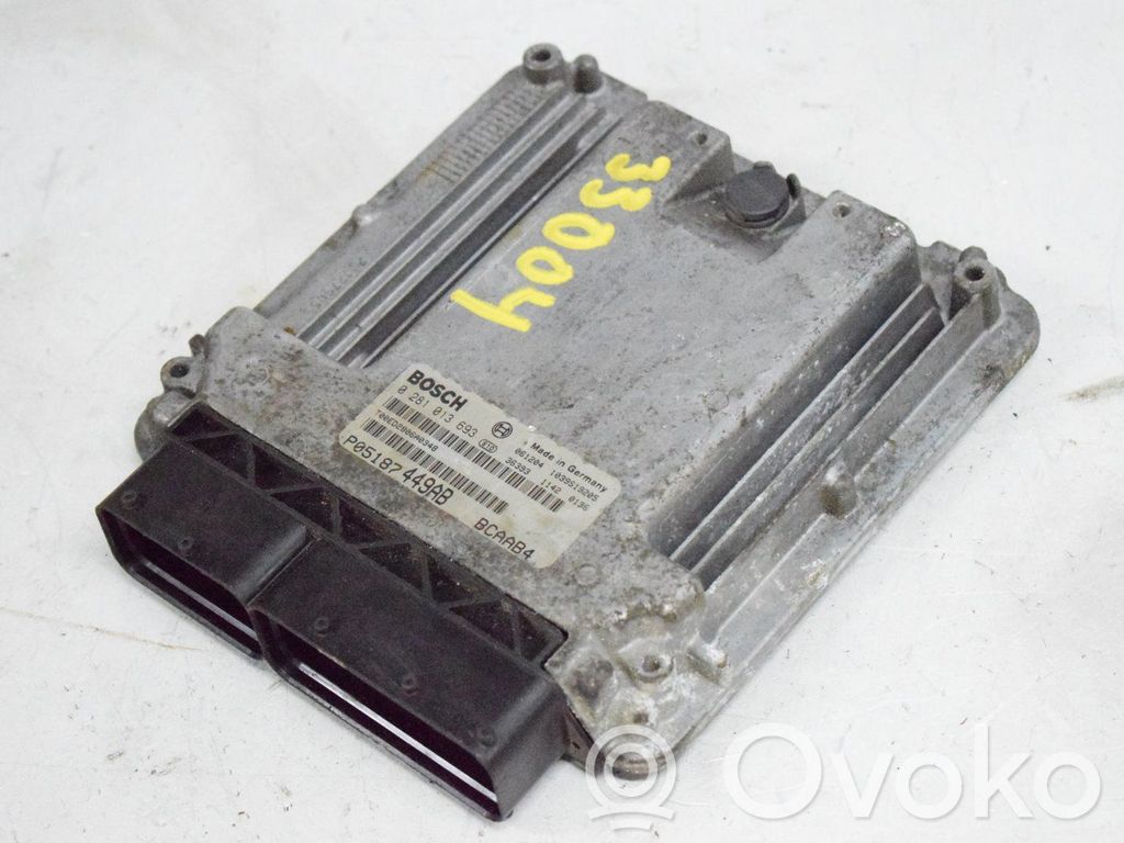 Unité de commande / module d'injection   05187449AB
