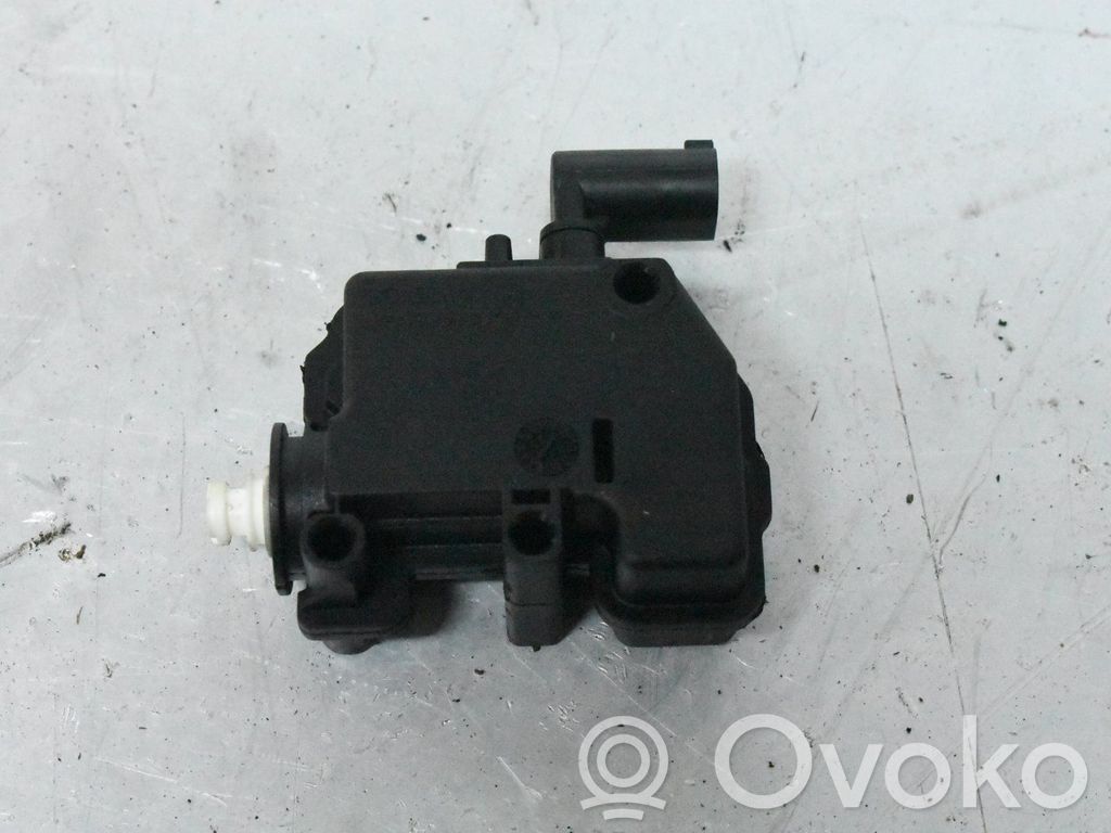 BMW 4 F32 F33 Serratura del tappo del serbatoio del carburante